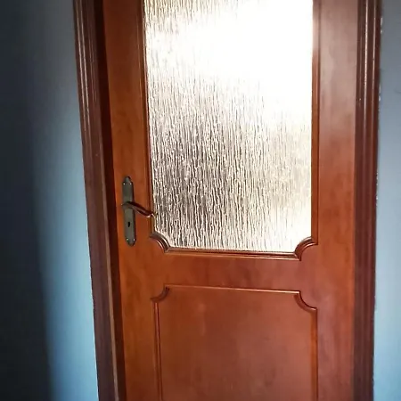 Ubytování v soukromí La Tana Dell'amore, Sotto Le Stelle, Matrimoniale O Condivisa Servitissima